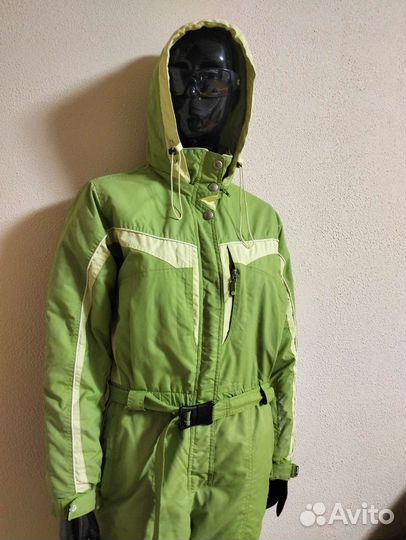 Спортивный костюм женский