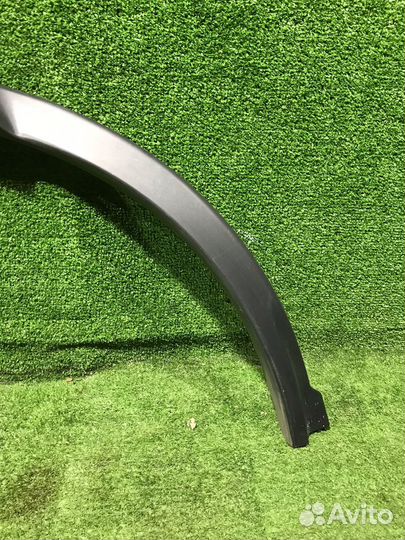 Накладка крыла заднего правого Discovery Sport