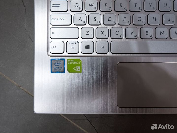 Мощный Asus 13.3 (GeForce MX150 2 Гб)