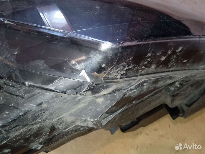 Фара передняя правая VW Polo 5 седан битая