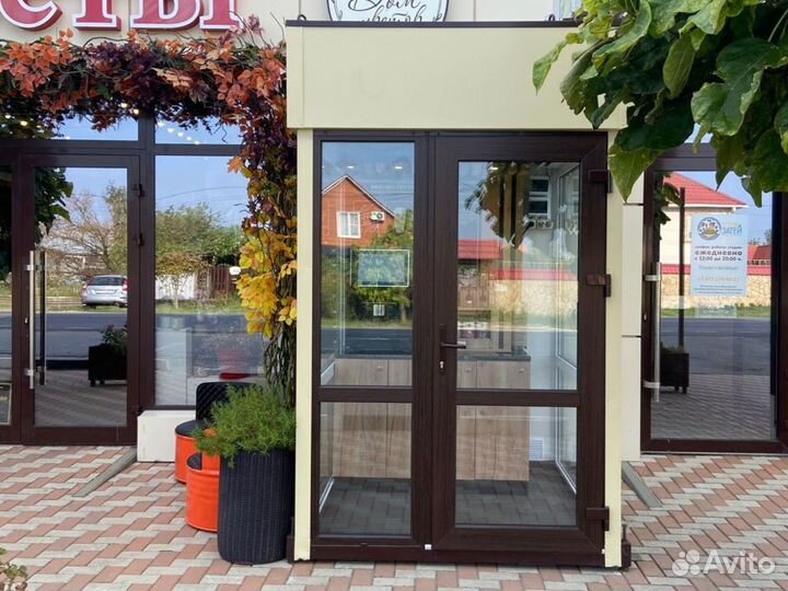 Уличная кофейня самообслуживания, павильон