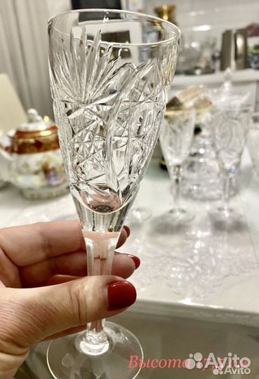 Фужеры хрусталь 17,5 и 20 см. Птички декор