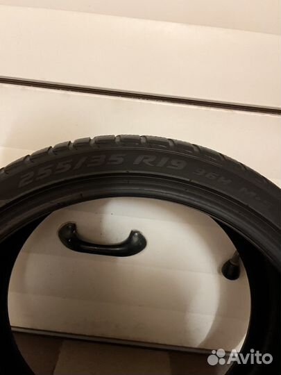 Pirelli Winter Sottozero 3 255/35 R19 и 255/35 R19 96H