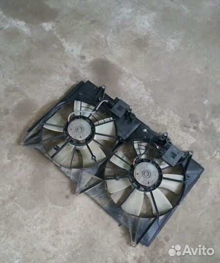 Диффузор с вентиляторами Mazda CX 7