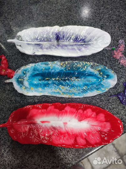 Перо из эпоксидной смолы