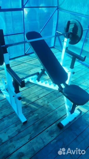 Скамья для жима со стойками и штангой бу