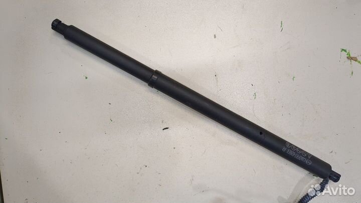 Амортизатор крышки багажника Mazda CX-30, 2020