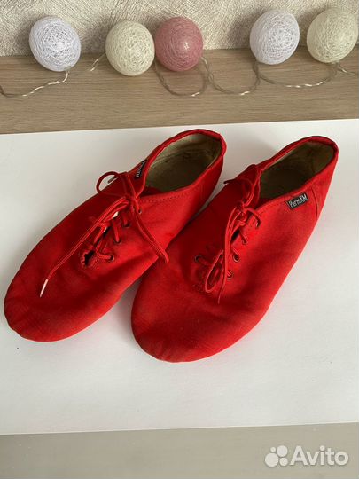 Джазовки красные 37-38
