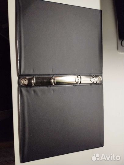 Чёрная блочная тетрадь на кольцах