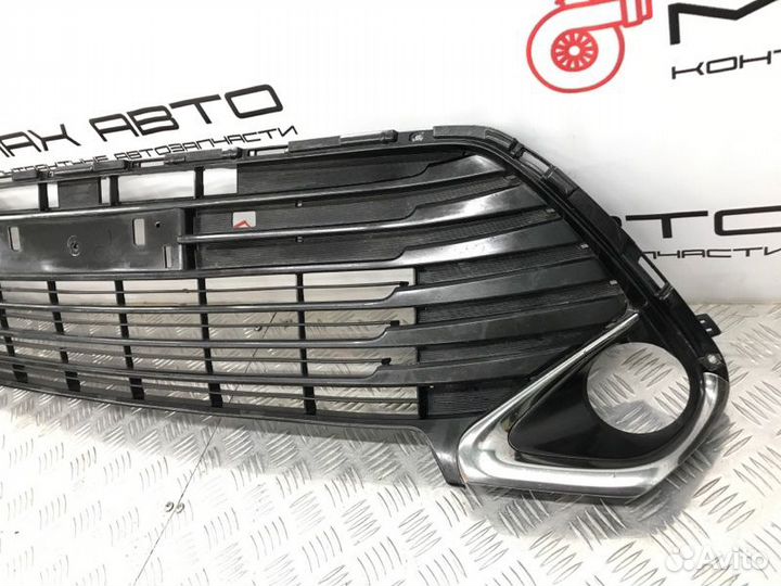 Б/У решетка радиатора передний Toyota Camry ASV50