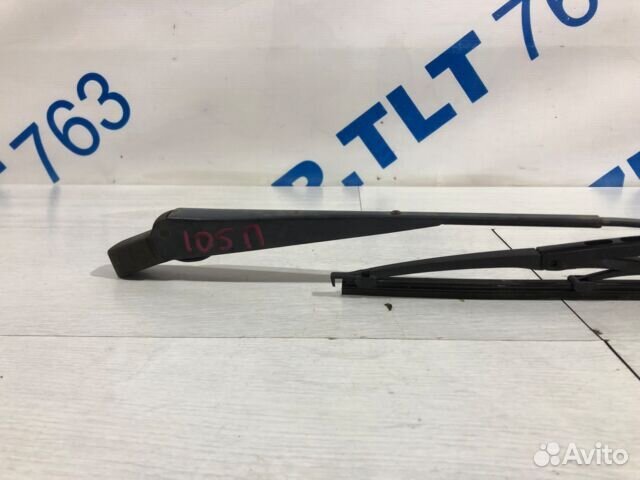 Поводок дворника правый LADA 2114