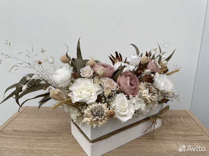 Композиция из сухоцветов