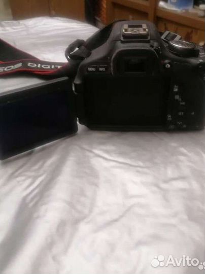 Зеркальный фотоаппарат canon 600d