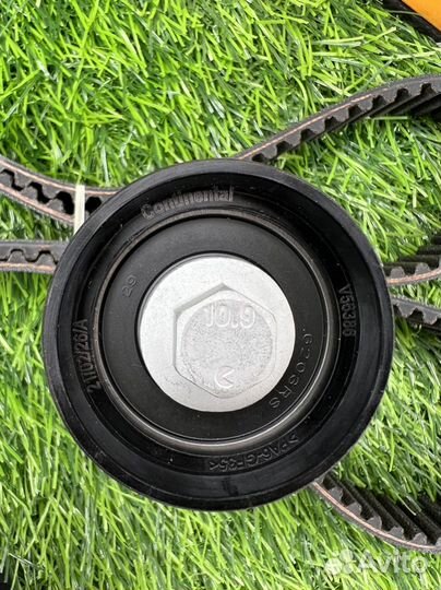 Комплект ремня грм на Volkswagen Polo, Skoda