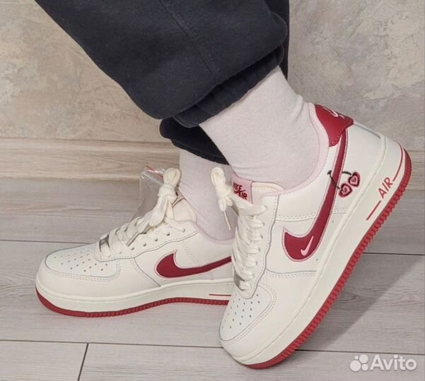 Nike Air Force 1