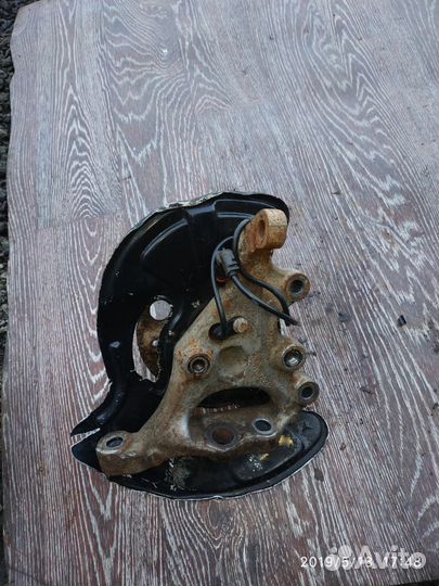 Цапфа для Mercedes Benz W203 2000-2006