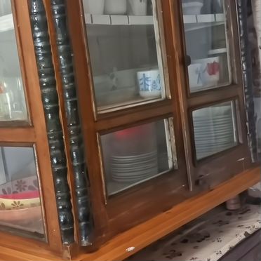 Шкаф распашной двухстворчатый