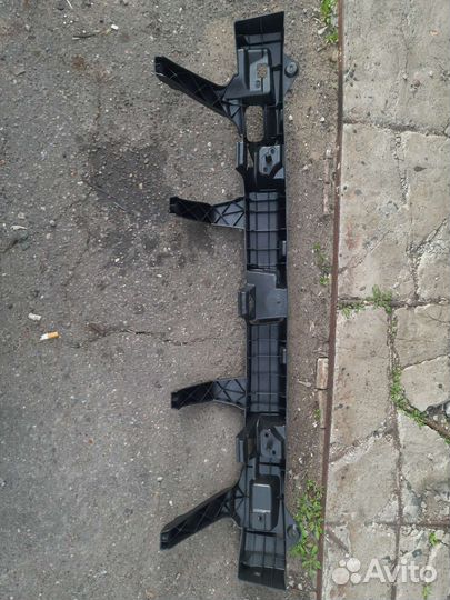 Усилитель заднего бампера Рено Дастер