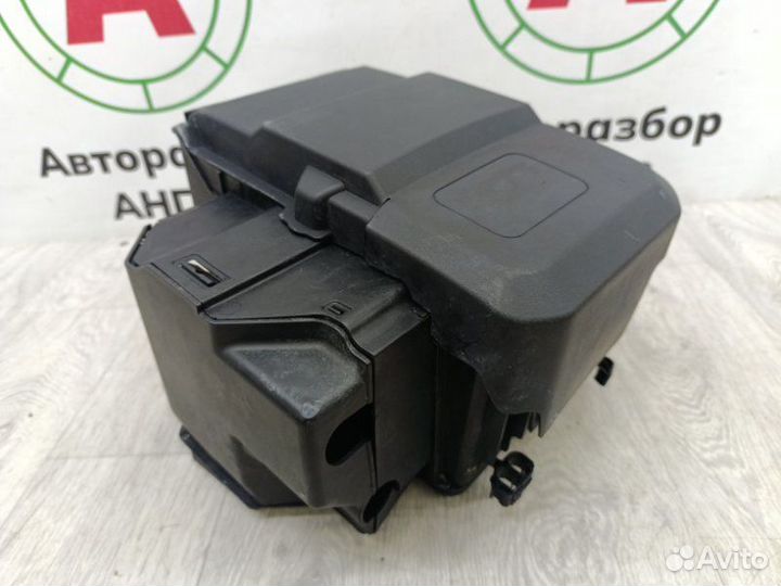 Короб аккумулятора Ford Focus CB4 1.6L duratec 16V