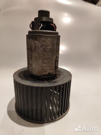 Моторчик печки Ауди 100 с3, 443 959 101 А