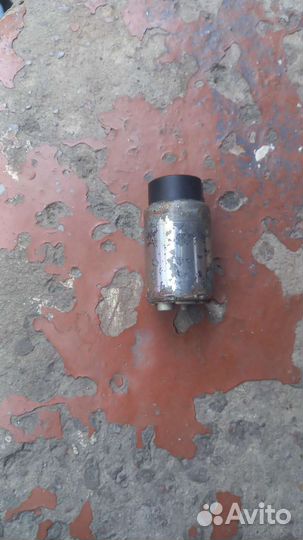 Бензонасос на тоета королла 150