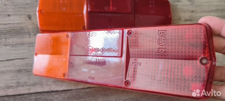 Рассеиватель заднего фонаря фп 130