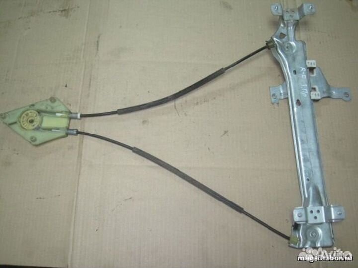 Стеклоподъемник Renault Fluence I задний правый