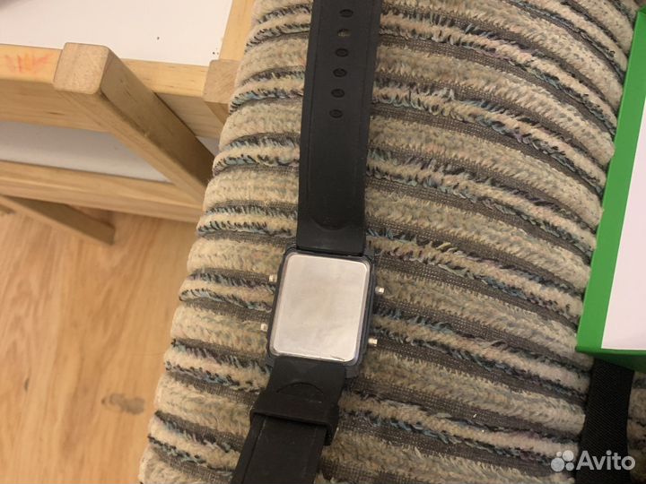 Мужские наручные часы электронные