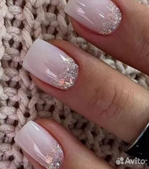 Маникюр, педикюр, наращивание ногтей