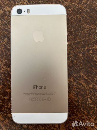 Телефон iPhone 5s