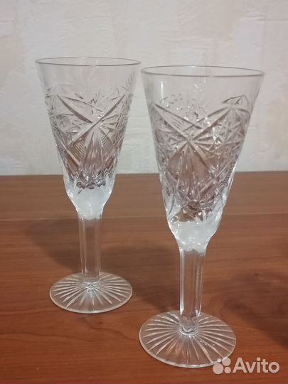 Хрустальные фужеры СССР сервантное хранение