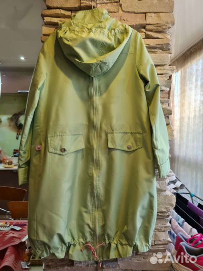 Плащ для девочки 134 рост