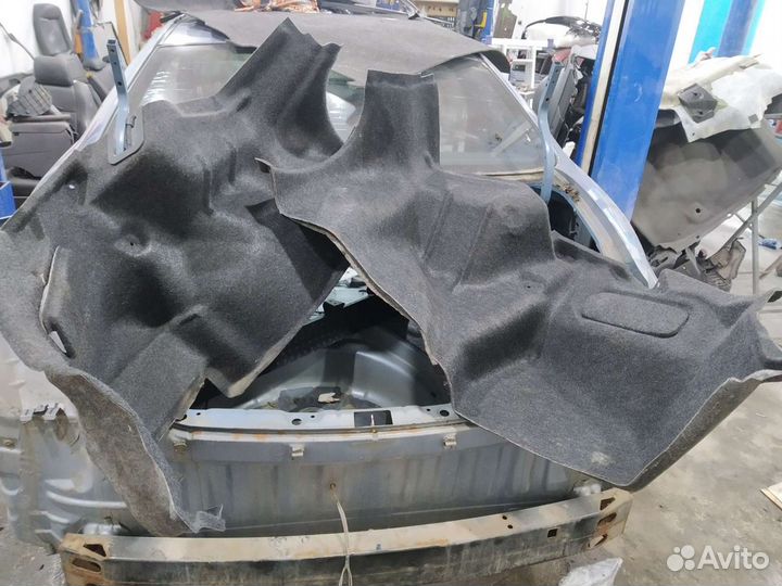 Обшивка багажника Toyota Solara 03-09г