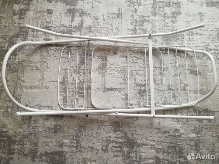 Подставка под ванночку б/у