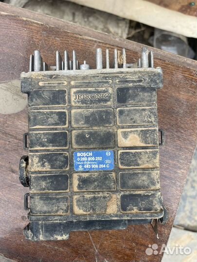 Блок управления двигателем audi 100 c4