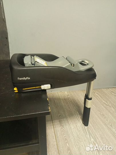 База для автолюльки) /автокресла Maxi Cosi