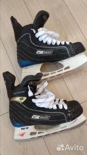 Коньки хоккейные