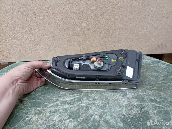 Фонарь задний левый в багажник Hyundai Sonata 7FL