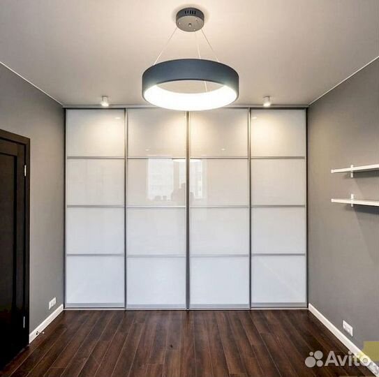 Шкаф в гостиную