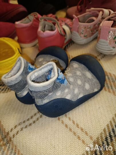 Обувь для девочки пакетом 21 р