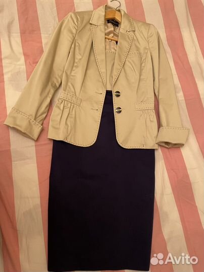 Костюм классический женский 42