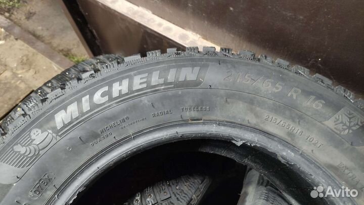 Michelin X-Ice North 4 215/65 R16 102