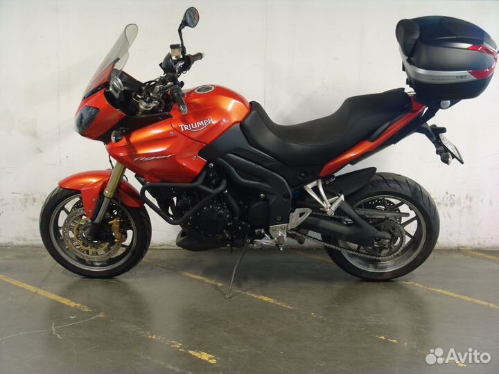 Мотоцикл Triumph Tiger 1050, 2009