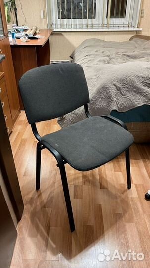 Офисное кресло