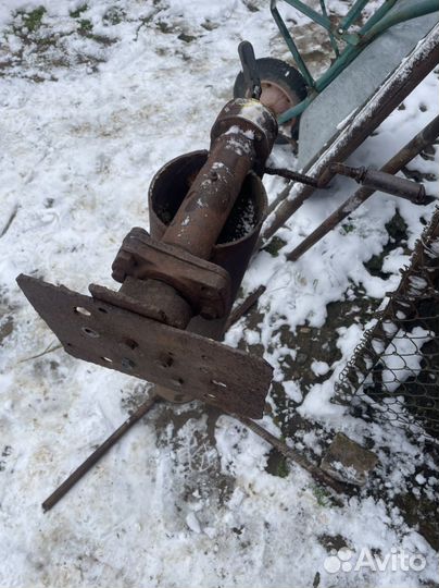 Продам стойку для ремонта двигателей