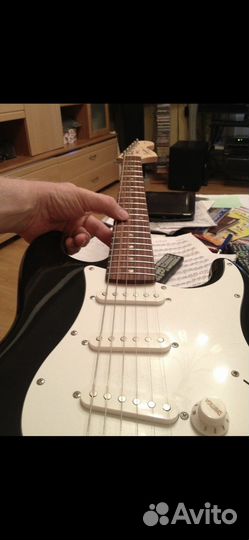 Fender squier affinity stratocaster rw black