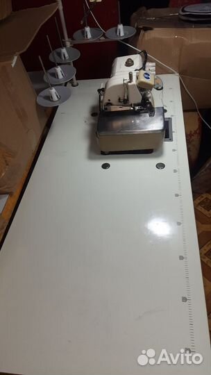 Швейная машинка Джек f4, 5-нитка бу 1,5 г