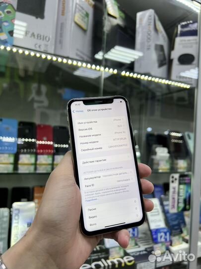 iPhone Xs, 64 ГБ