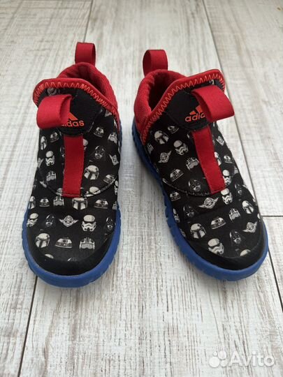 Кроссовки adidas