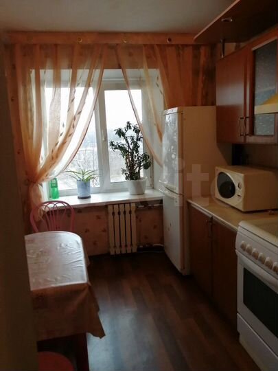 2-к. квартира, 47 м², 2/5 эт.